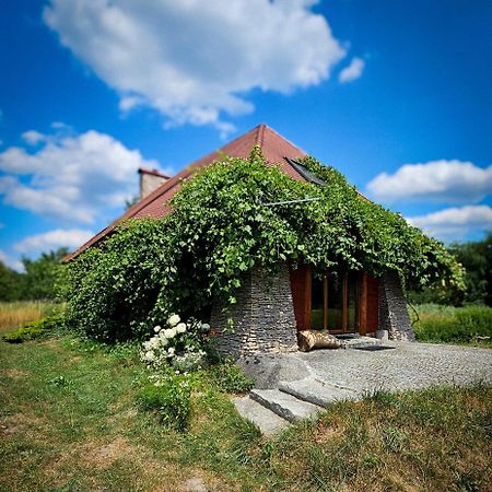 Domek Letniskowy Caloroczny W Rzemieniu Villa Екстериор снимка
