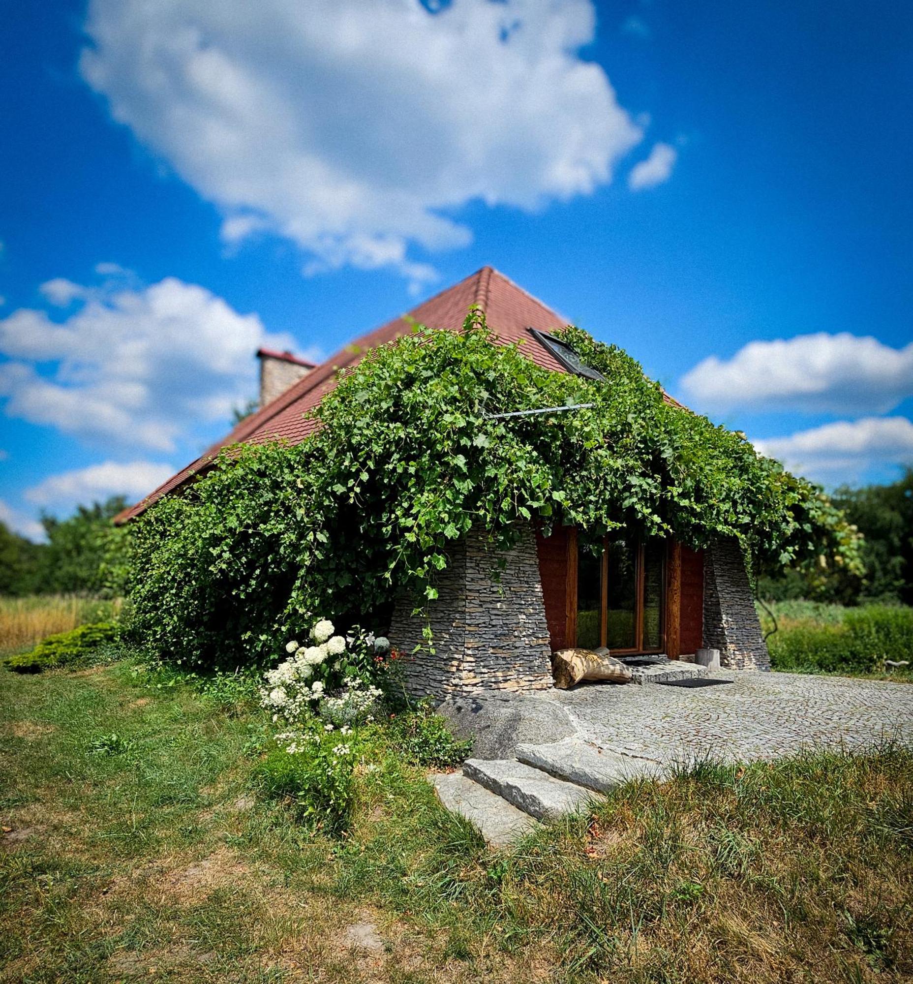 Domek Letniskowy Caloroczny W Rzemieniu Villa Екстериор снимка